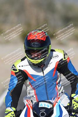 media/Jan-15-2026-Racers Edge (Thu) [[dfebeb70ab]]/2-A Group/Session 5 Turn 2/